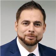 Docente de religión, teología, liderazgo o arquitectura